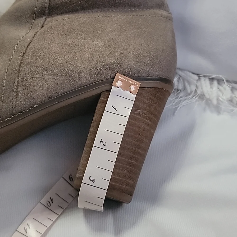 Franco Sarto long boots size 9 elegant excellent condition color tan - Picture 11 of 17